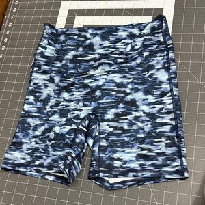 Fabletics Women's Blue Multi-Print Bike Shorts